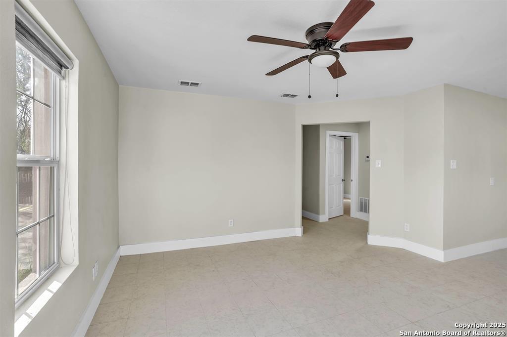 1303 Philadelphia Street Laredo TX 78041