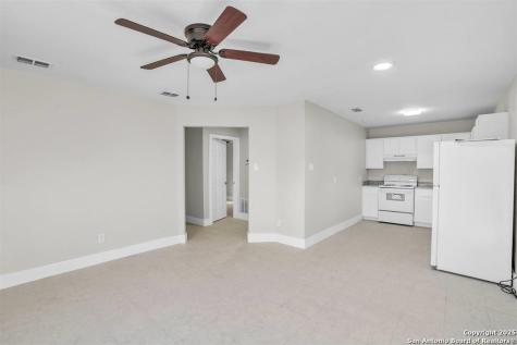 1303 Philadelphia Street Laredo TX 78041