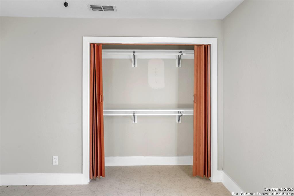 1303 Philadelphia Street Laredo TX 78041