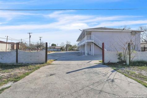 1303 Philadelphia Street Laredo TX 78041