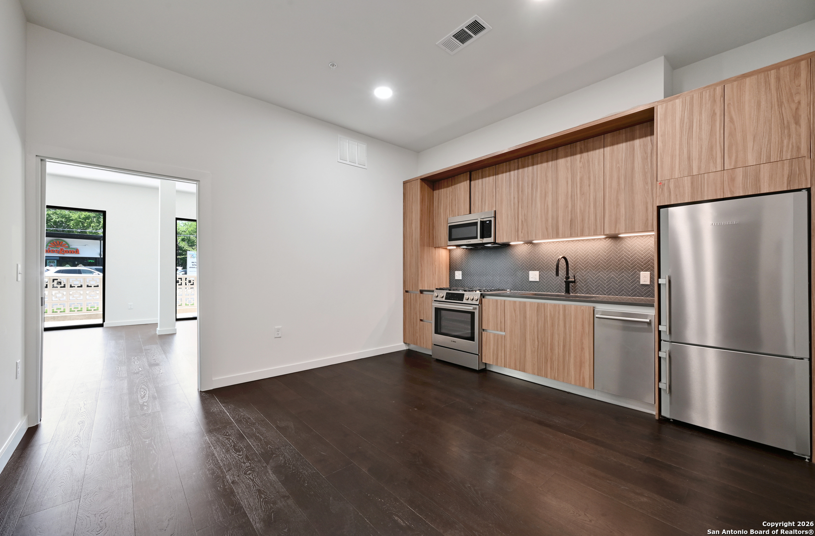 2209 S 1st Austin TX 78704