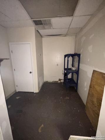 22745 State Highway 16 S Von Ormy TX 78073