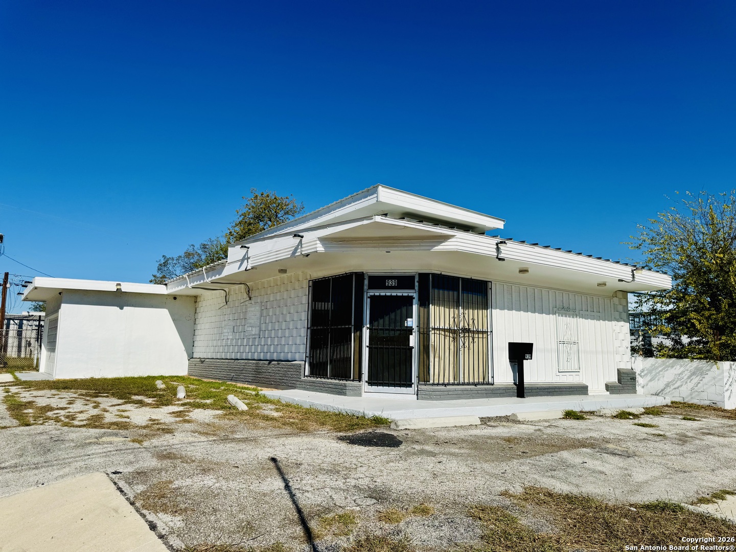 939 W Hildebrand San Antonio TX 78201