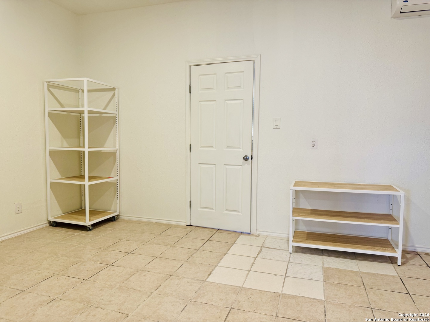 939 W Hildebrand San Antonio TX 78201