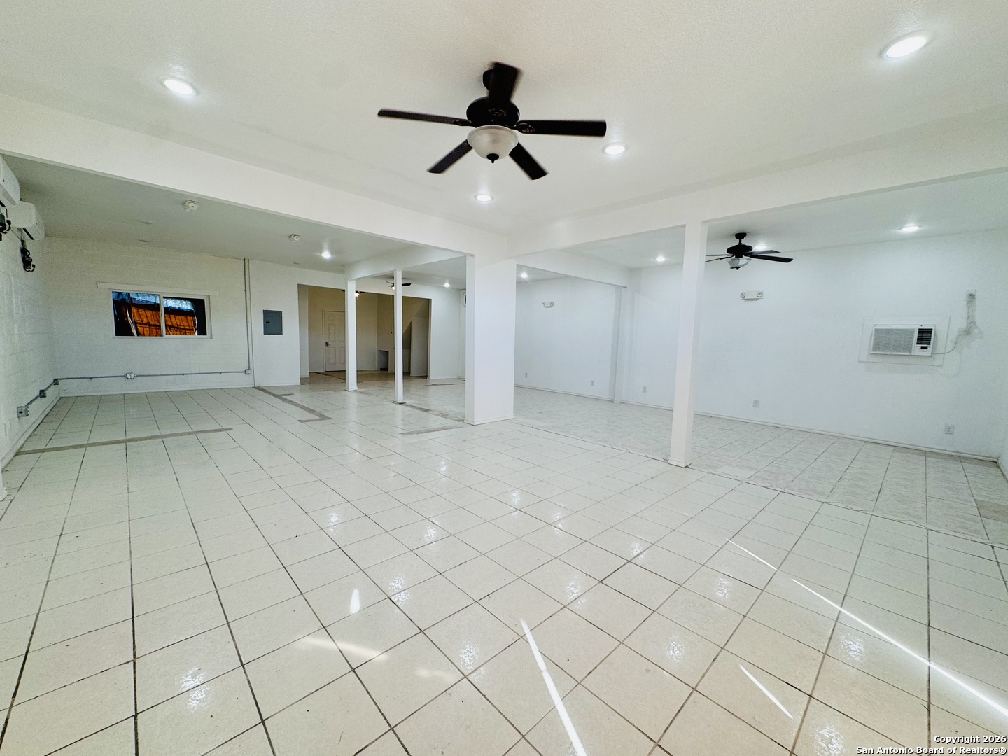 939 W Hildebrand San Antonio TX 78201