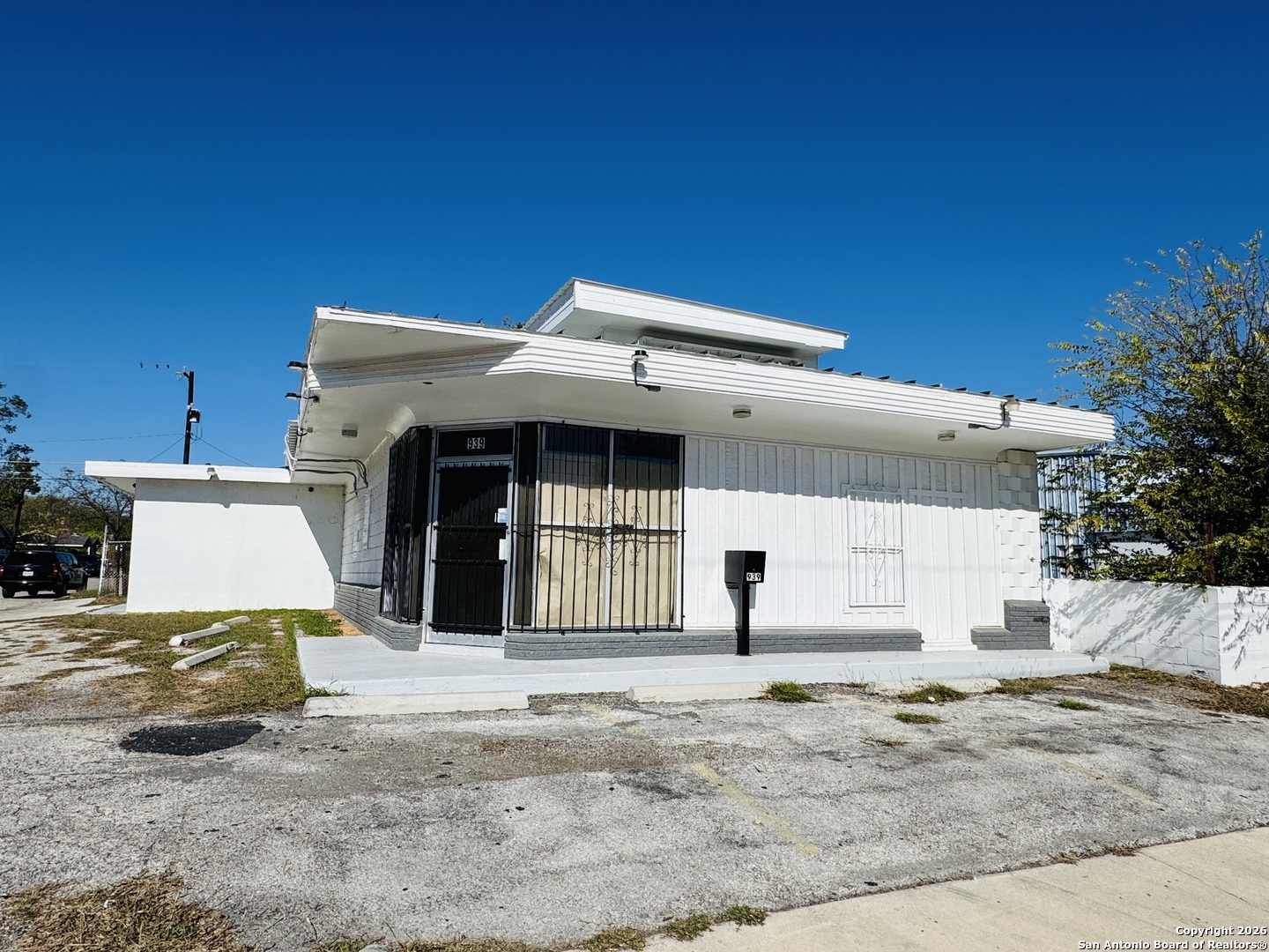 939 W Hildebrand San Antonio TX 78201