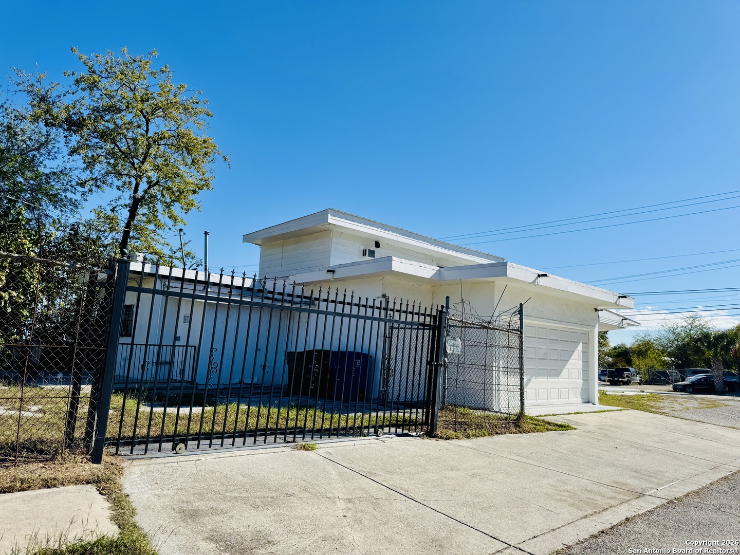 939 W Hildebrand San Antonio TX 78201