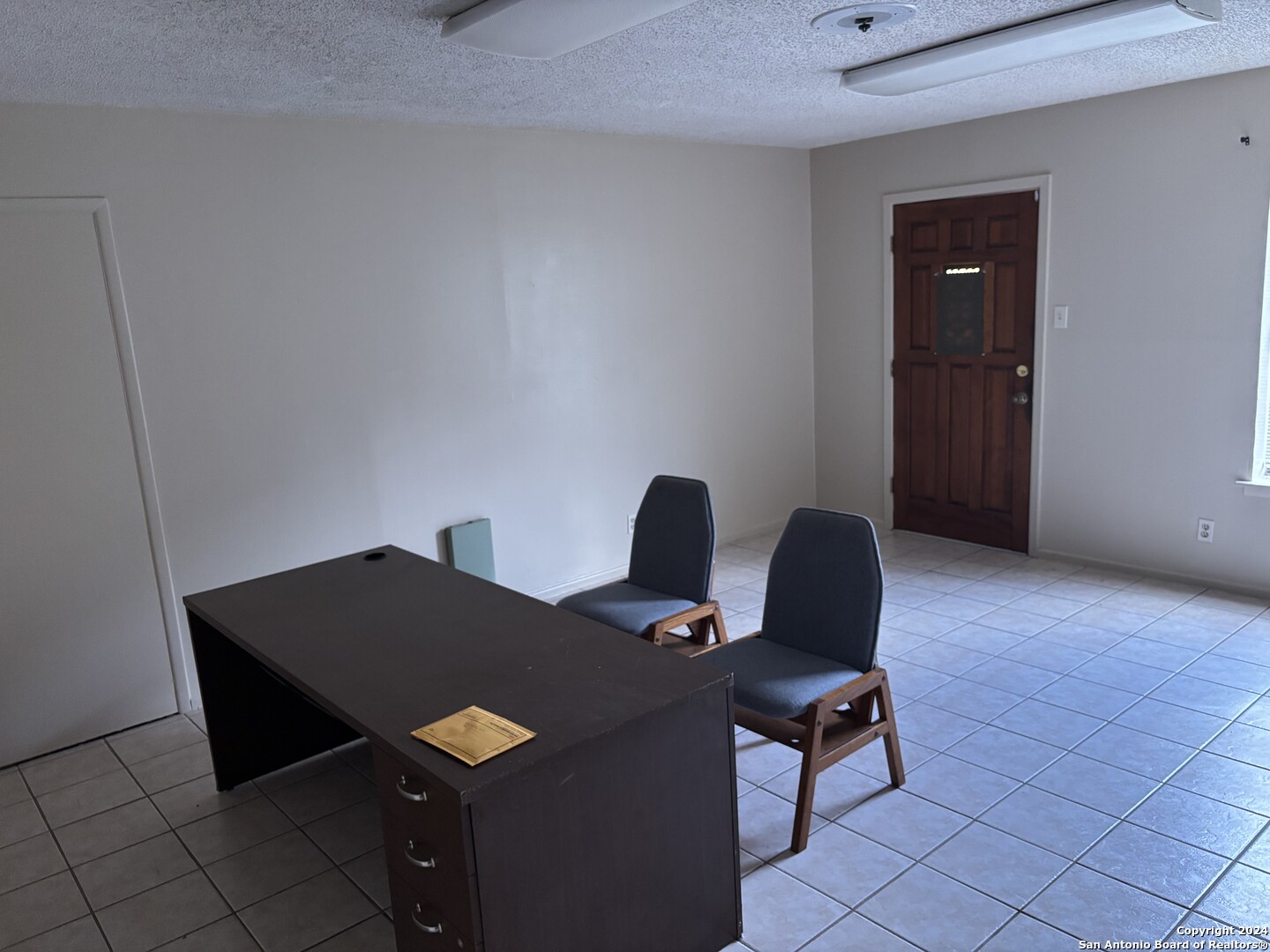 2002 NW Military San Antonio TX 78213