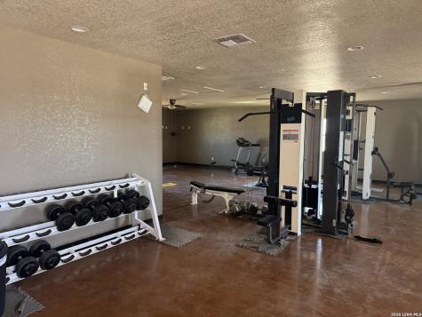 612 Service County Road Carrizo Springs TX 78834