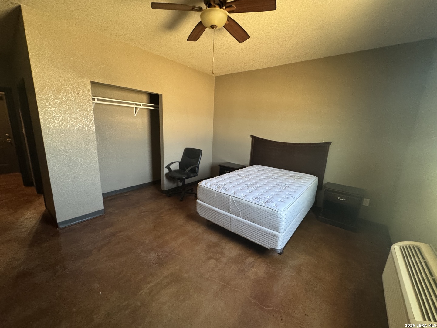 612 Service County Road Carrizo Springs TX 78834