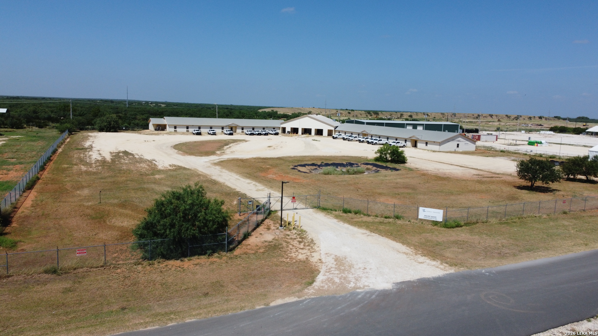 612 Service County Road Carrizo Springs TX 78834