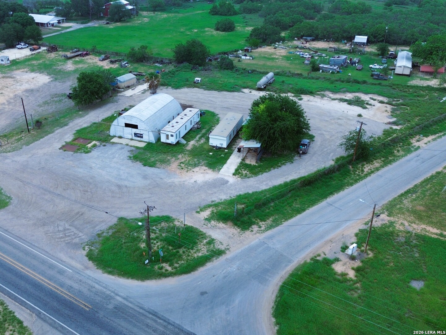 2098 E Fm 140 Pearsall TX 78061