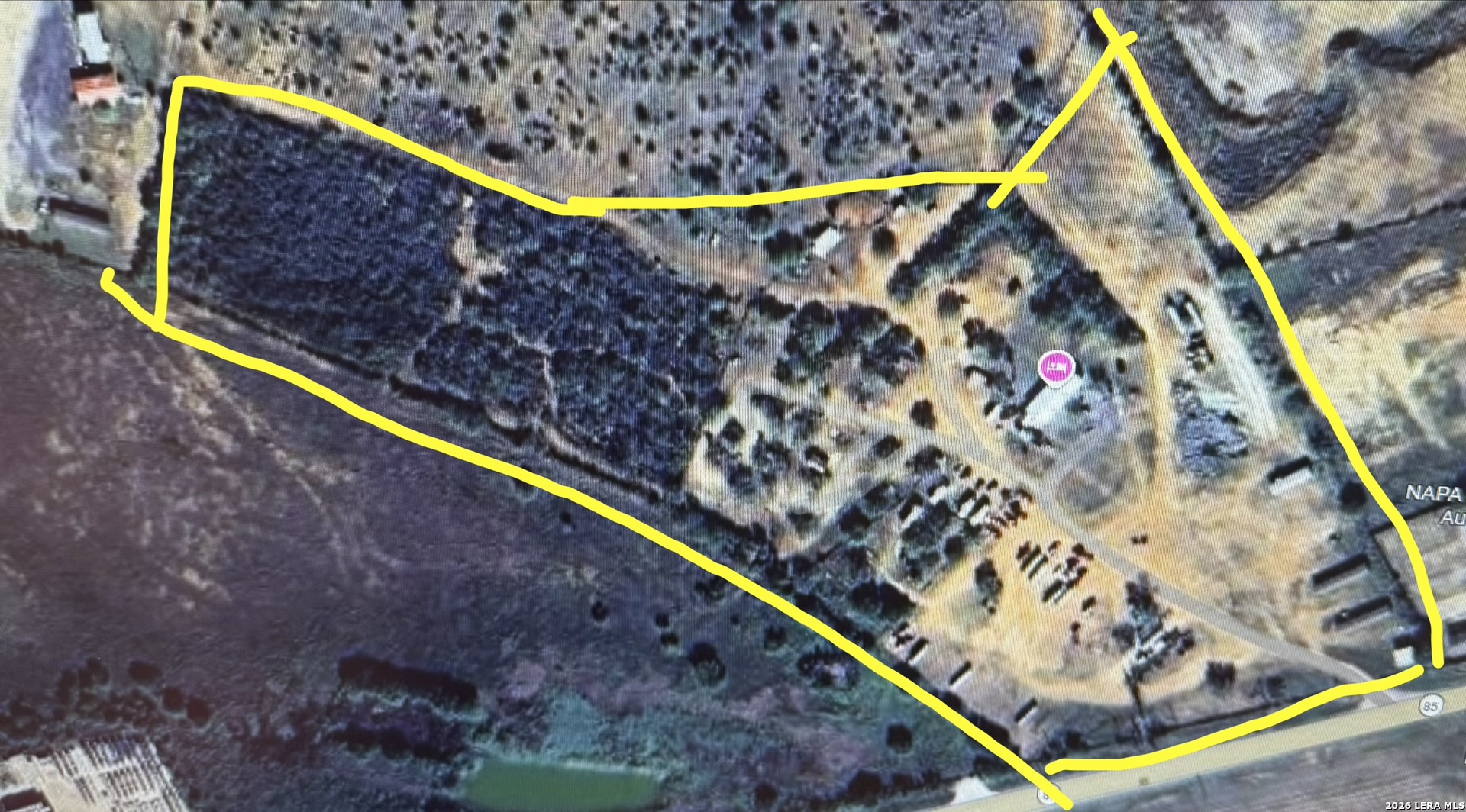 1160 W Highway 85 Dilley TX 78017