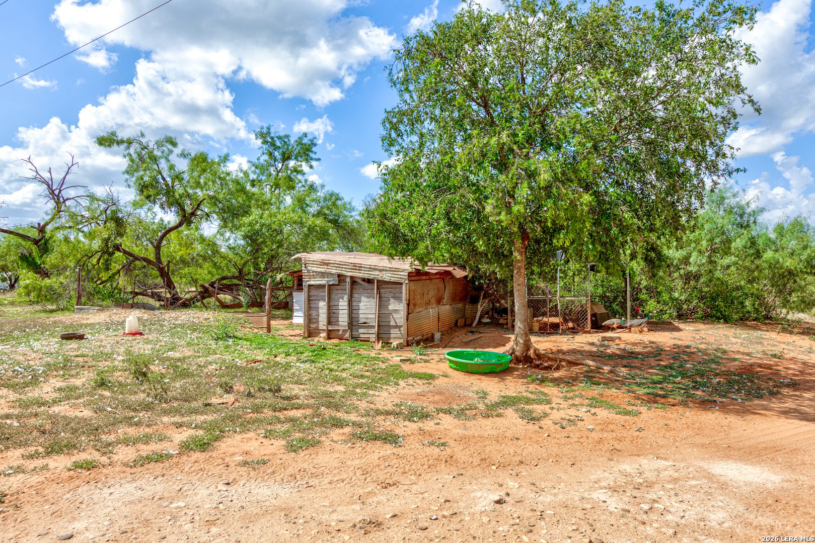 1160 W Highway 85 Dilley TX 78017