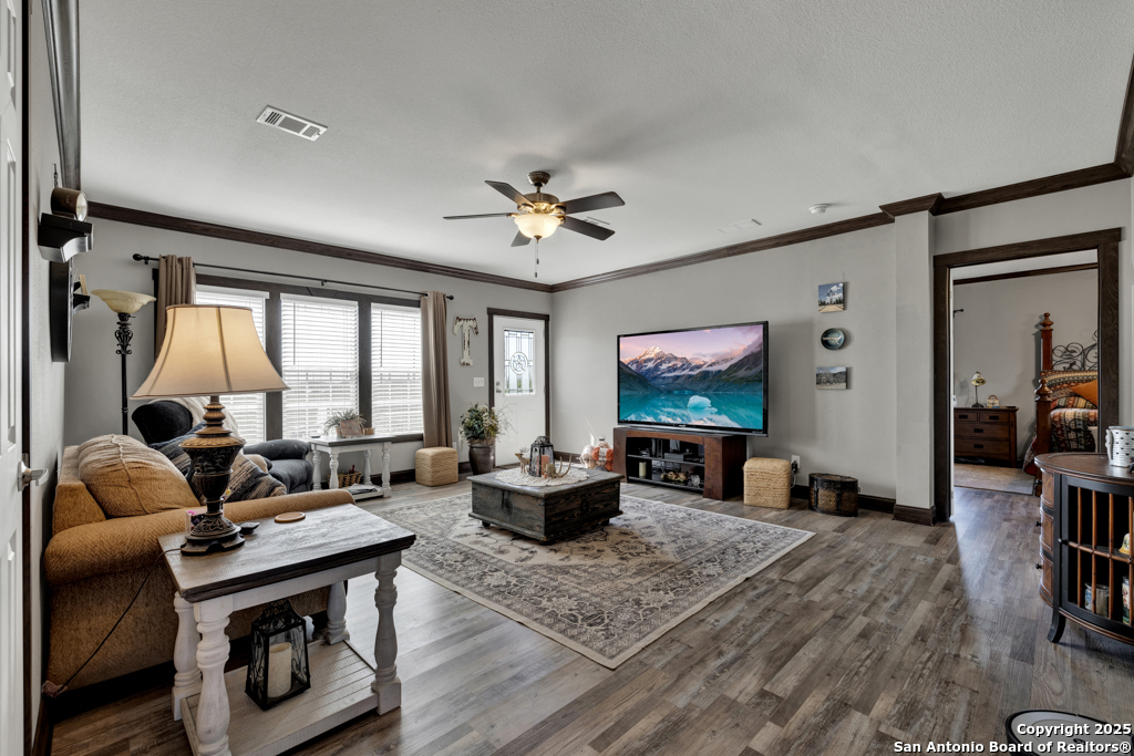 714 Union Wine New Braunfels TX 78130