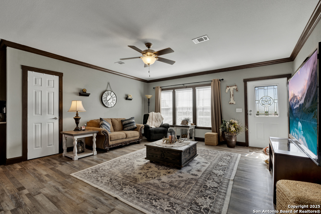 714 Union Wine New Braunfels TX 78130