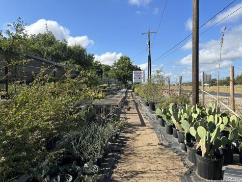 2700 SE Loop 410 San Antonio TX 78222