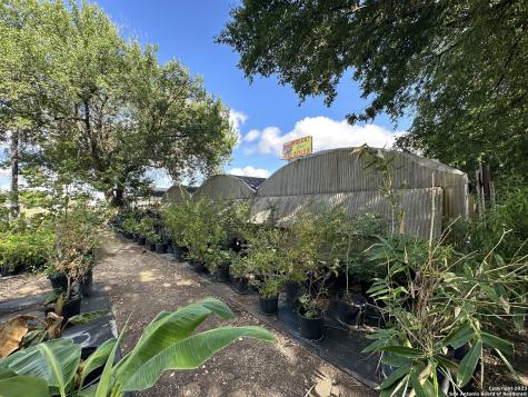 2700 SE Loop 410 San Antonio TX 78222