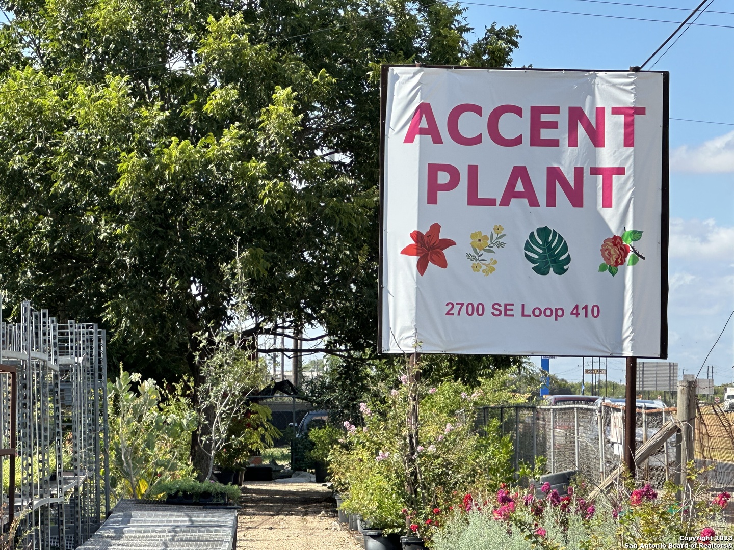 2700 SE Loop 410 San Antonio TX 78222