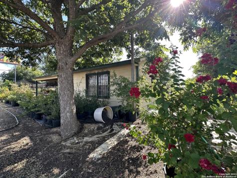 2700 SE Loop 410 San Antonio TX 78222