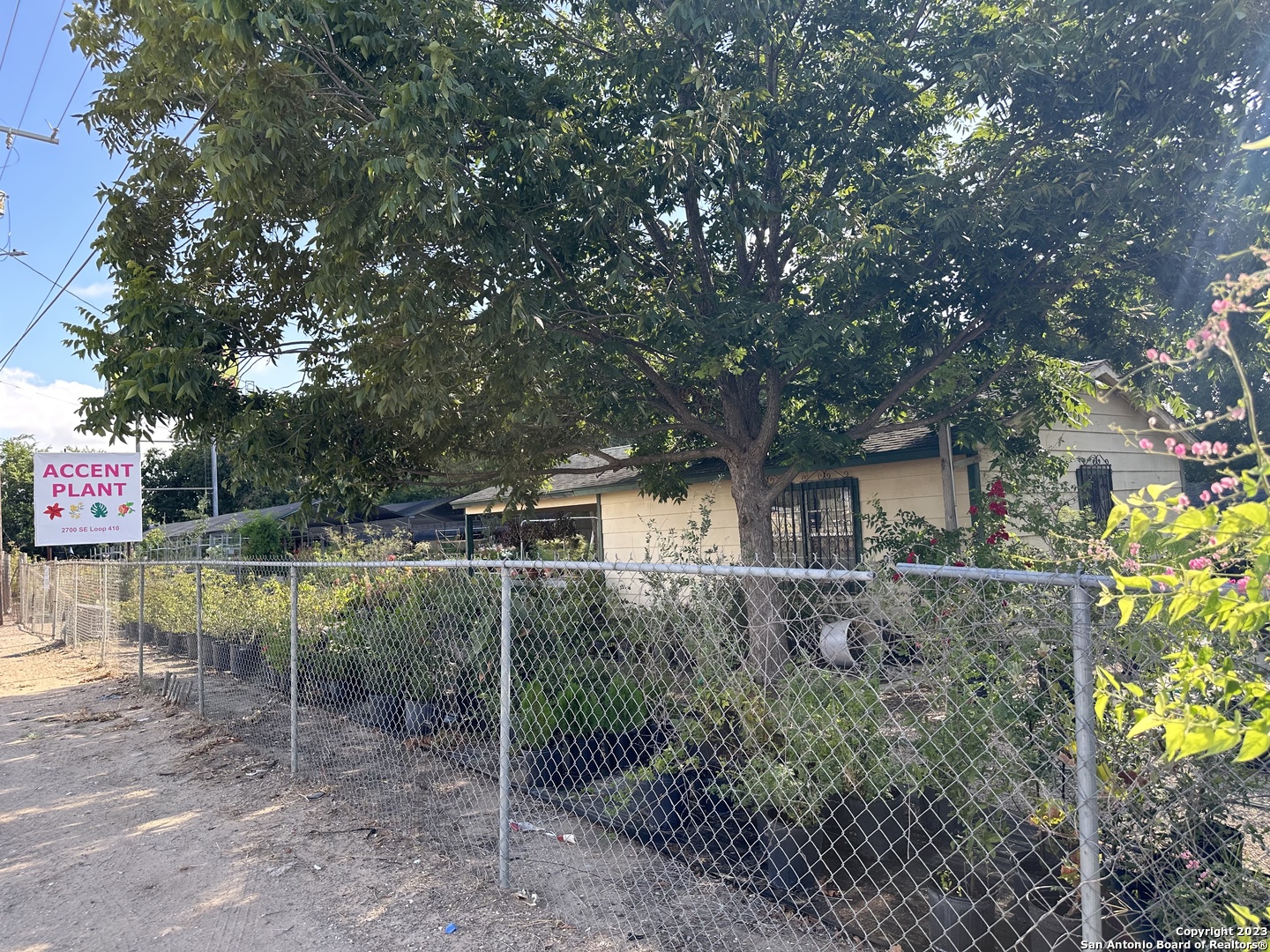 2700 SE Loop 410 San Antonio TX 78222