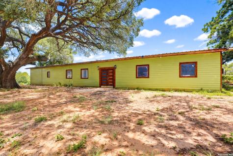 685 S Loop 1604 San Antonio TX 78264
