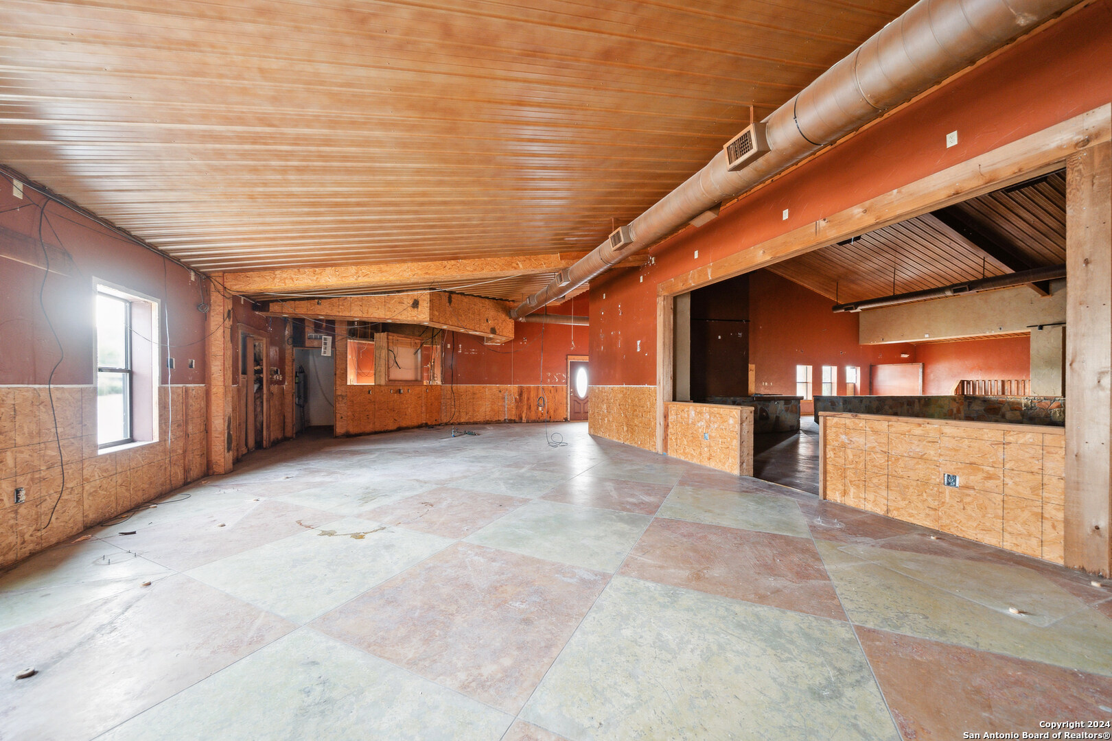 410 S Interstate 35 Pearsall TX 78061