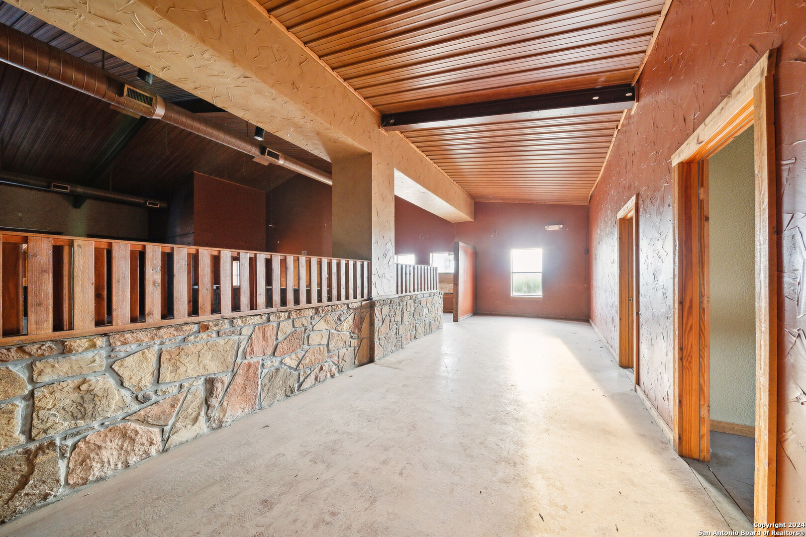 410 S Interstate 35 Pearsall TX 78061