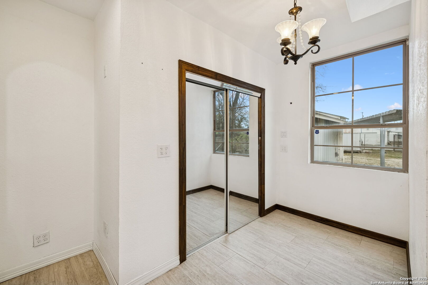 937 Culebra San Antonio TX 78201