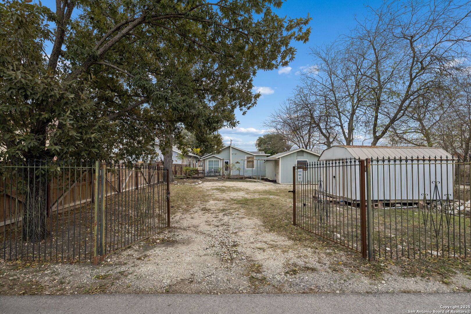 937 Culebra San Antonio TX 78201