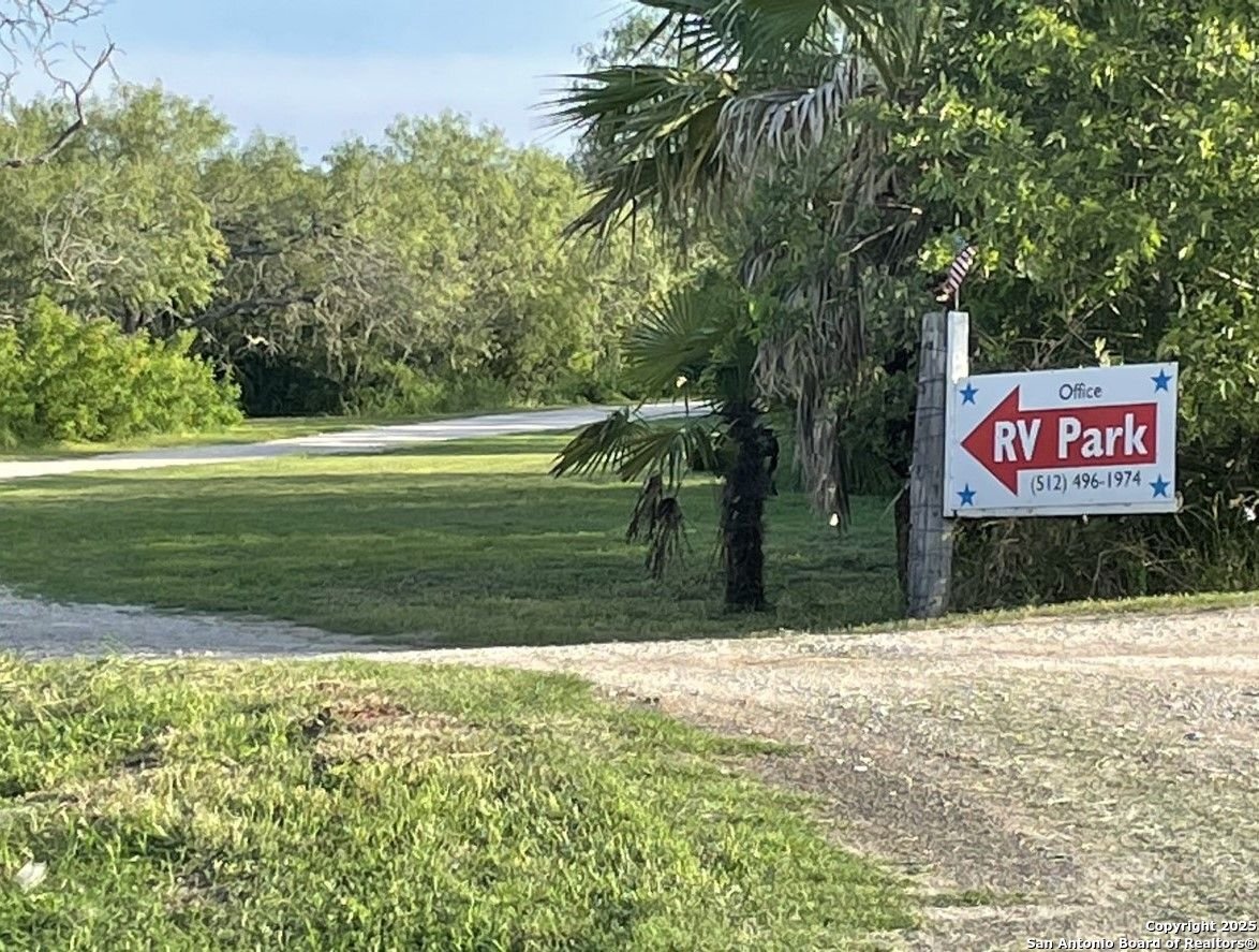 1197 Fm 2443 Kenedy TX 77963