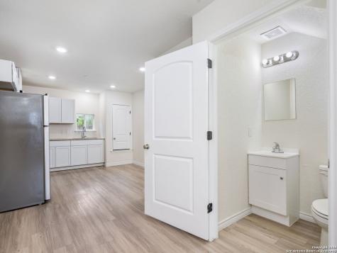 7302 Mary Abbott San Antonio TX 78221