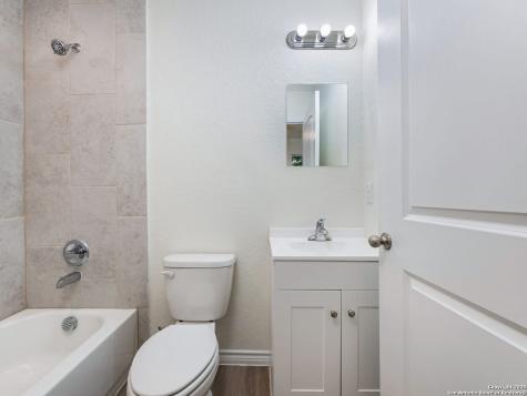 7302 Mary Abbott San Antonio TX 78221