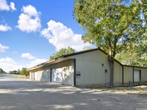 7320 New Sulphur Springs Road San Antonio TX 78263