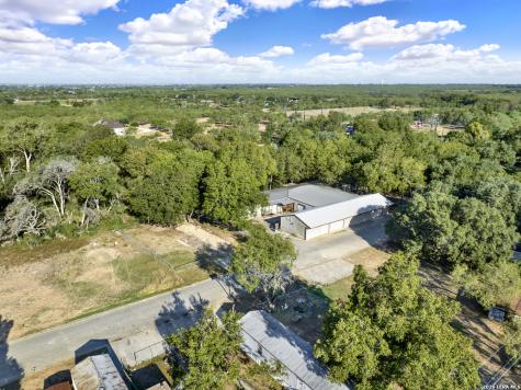 7320 New Sulphur Springs Road San Antonio TX 78263