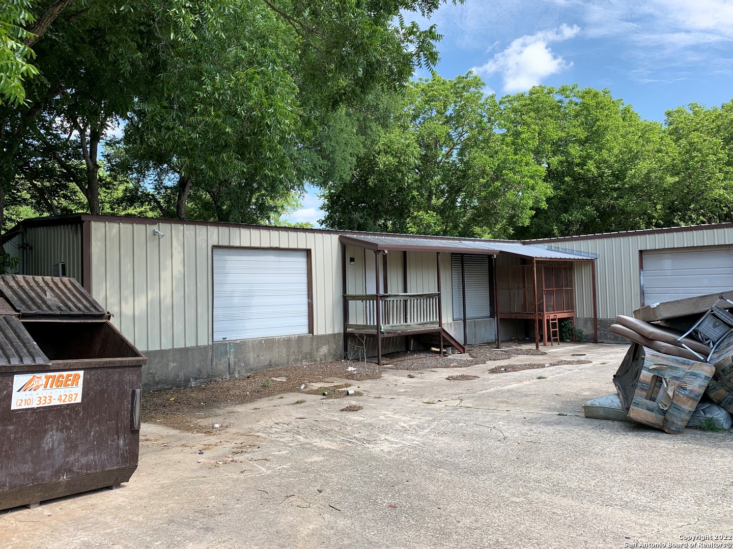 7320 New Sulphur Springs Road San Antonio TX 78263