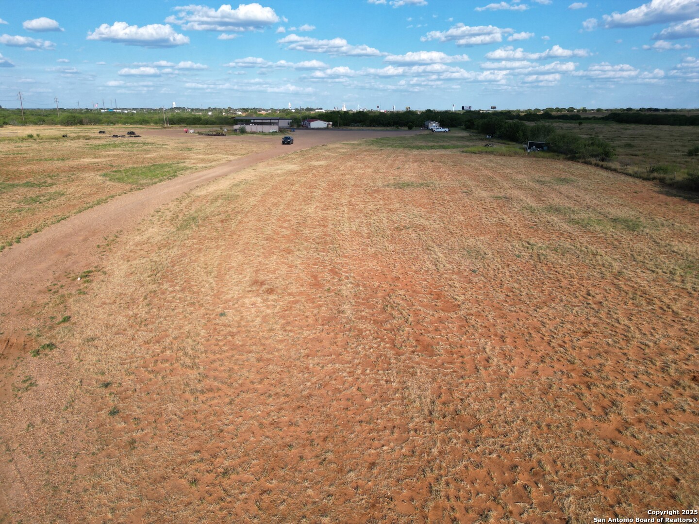 1750 W Highway 85 Dilley TX 78017