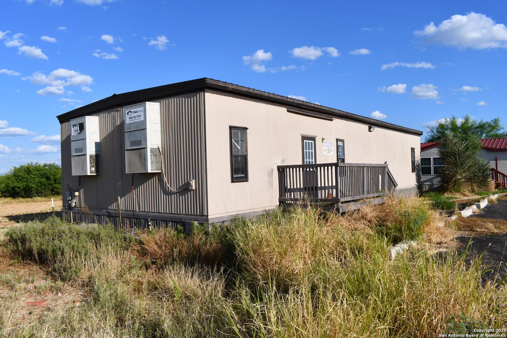 1750 W Highway 85 Dilley TX 78017