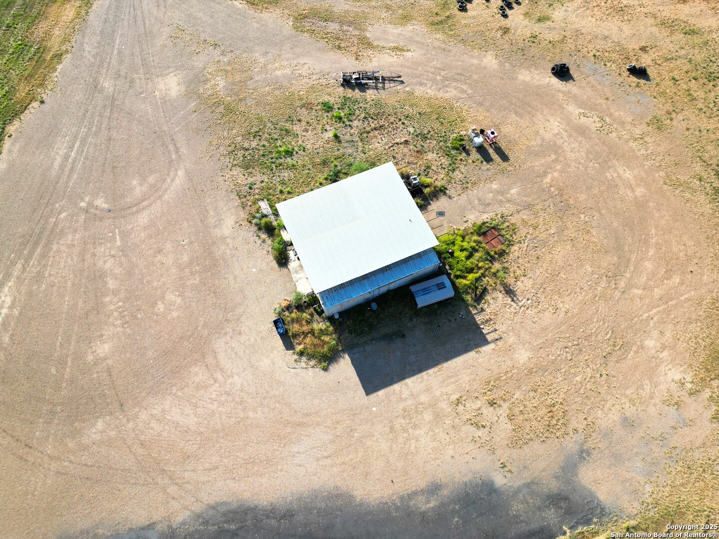 1750 W Highway 85 Dilley TX 78017