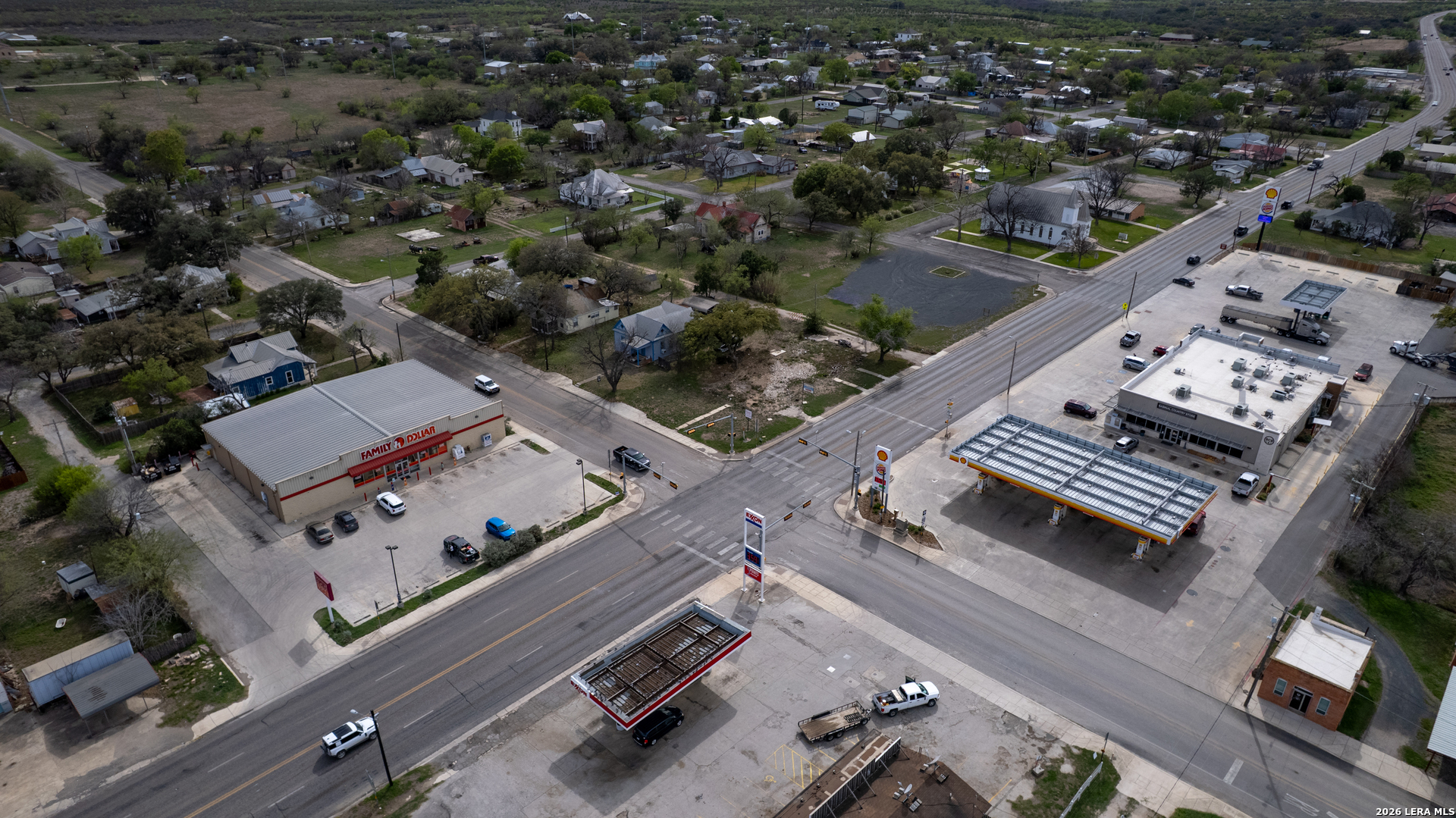 101 S Center Street Sabinal TX 78881