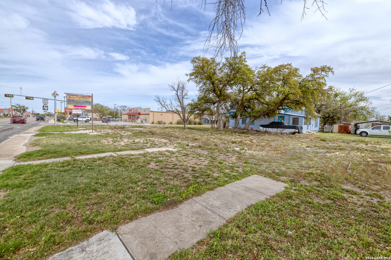 101 S Center Street Sabinal TX 78881