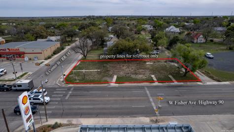 101 S Center Street Sabinal TX 78881