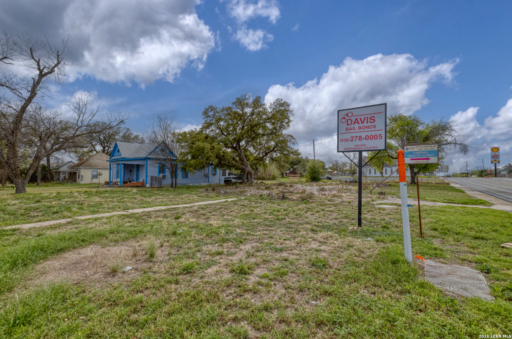 101 S Center Street Sabinal TX 78881