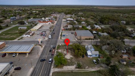 101 S Center Street Sabinal TX 78881