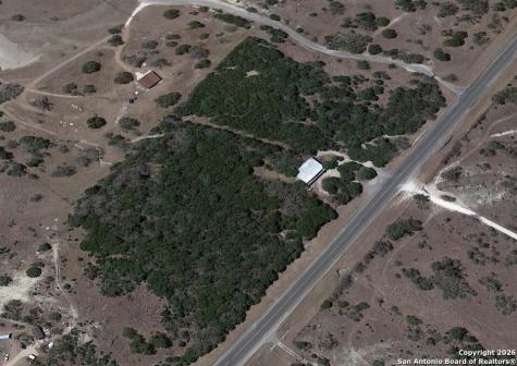 7321 State Highway 173 Bandera TX 78003