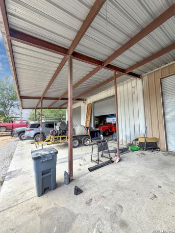 5690 Easterling San Antonio TX 78251
