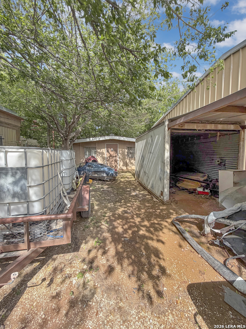 5690 Easterling San Antonio TX 78251
