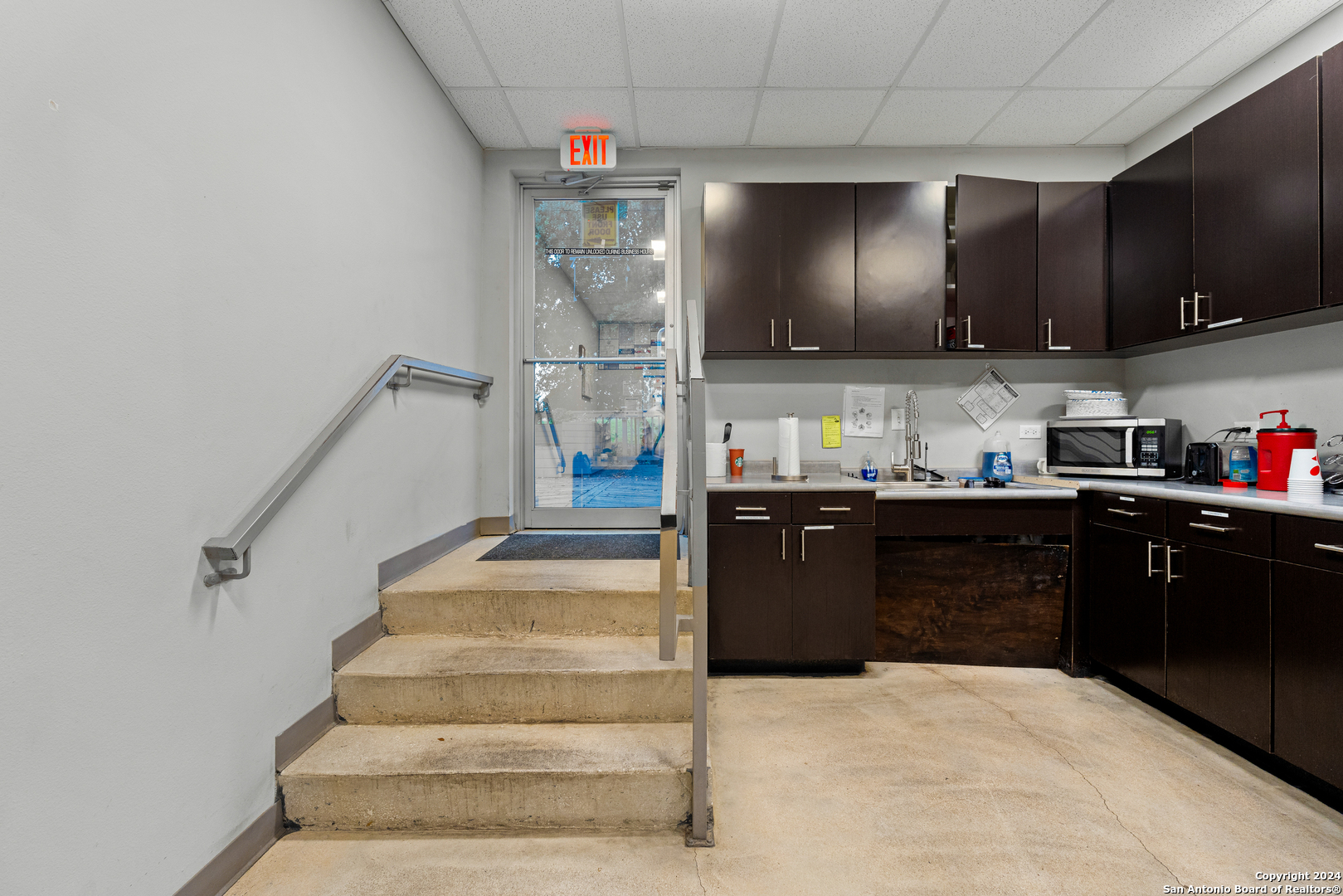 7710 W Interstate 10 San Antonio TX 78230