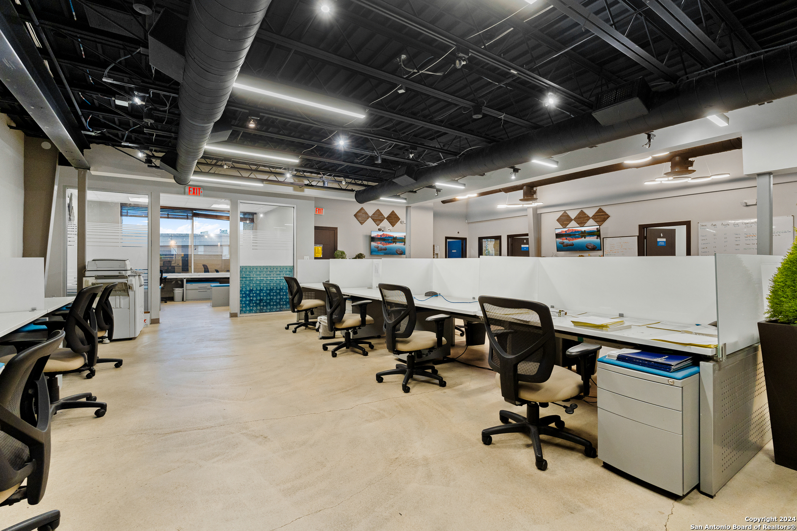 7710 W Interstate 10 San Antonio TX 78230