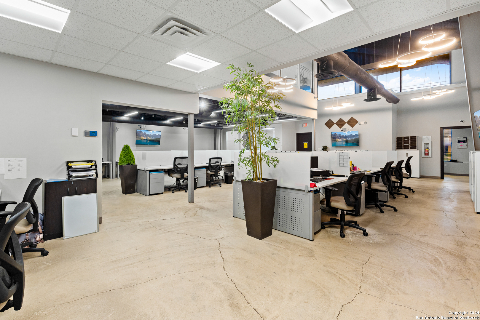 7710 W Interstate 10 San Antonio TX 78230